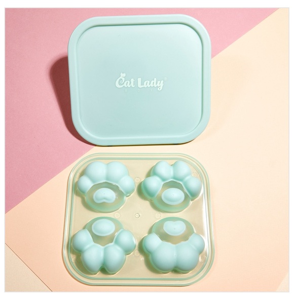 Cat Lady Box Paw ice cube tray NIP - Picture 2 of 3